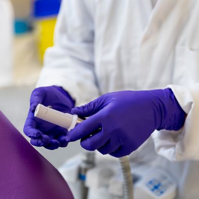 Picture of Sonic Blue Nitrile PF Gloves / Large (200)